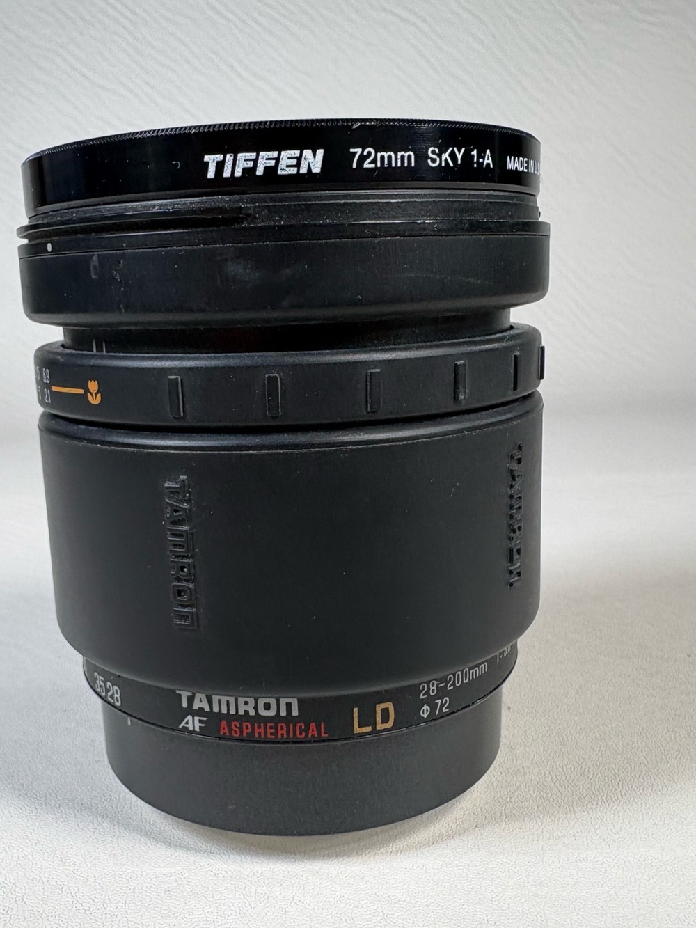 Tamron Aspherical AF 28-200mm f/3.8-5.6 Zoom Lens 71DN for Nikon